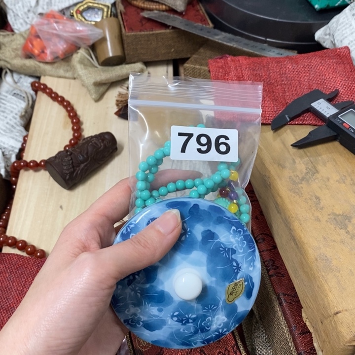 摆件中古工艺品一件