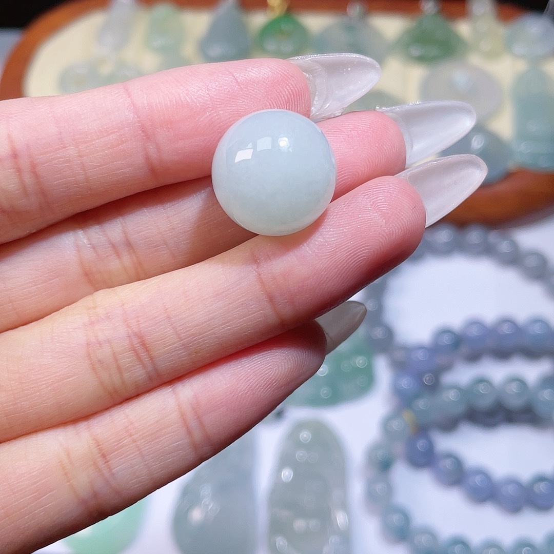翡翠散珠单珠直径15.8
