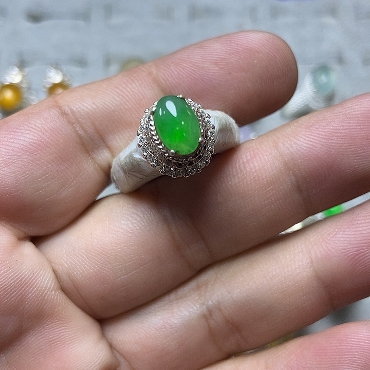 未镶嵌定制翡翠戒指