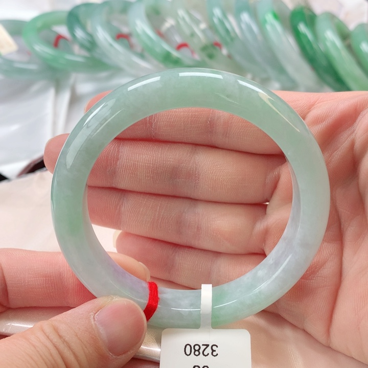 翡翠手镯未镶嵌缅甸A货翡翠手镯