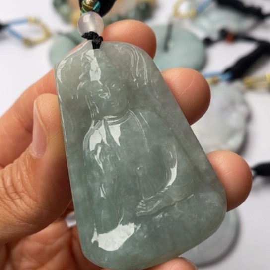 翡翠未镶嵌挂件翡翠