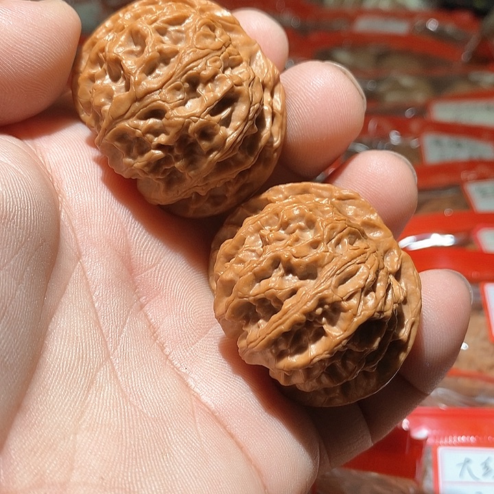 文玩核桃吊坠李*树苹果