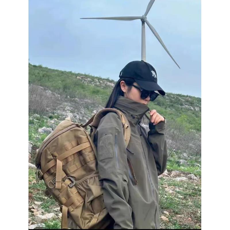 【J21-N】男女轻奢全溢胶连帽防风防水经典休闲夹克冲锋衣