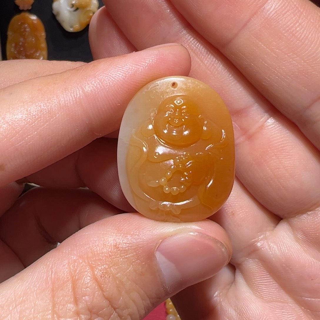 和田玉颈饰未镶嵌社**氓