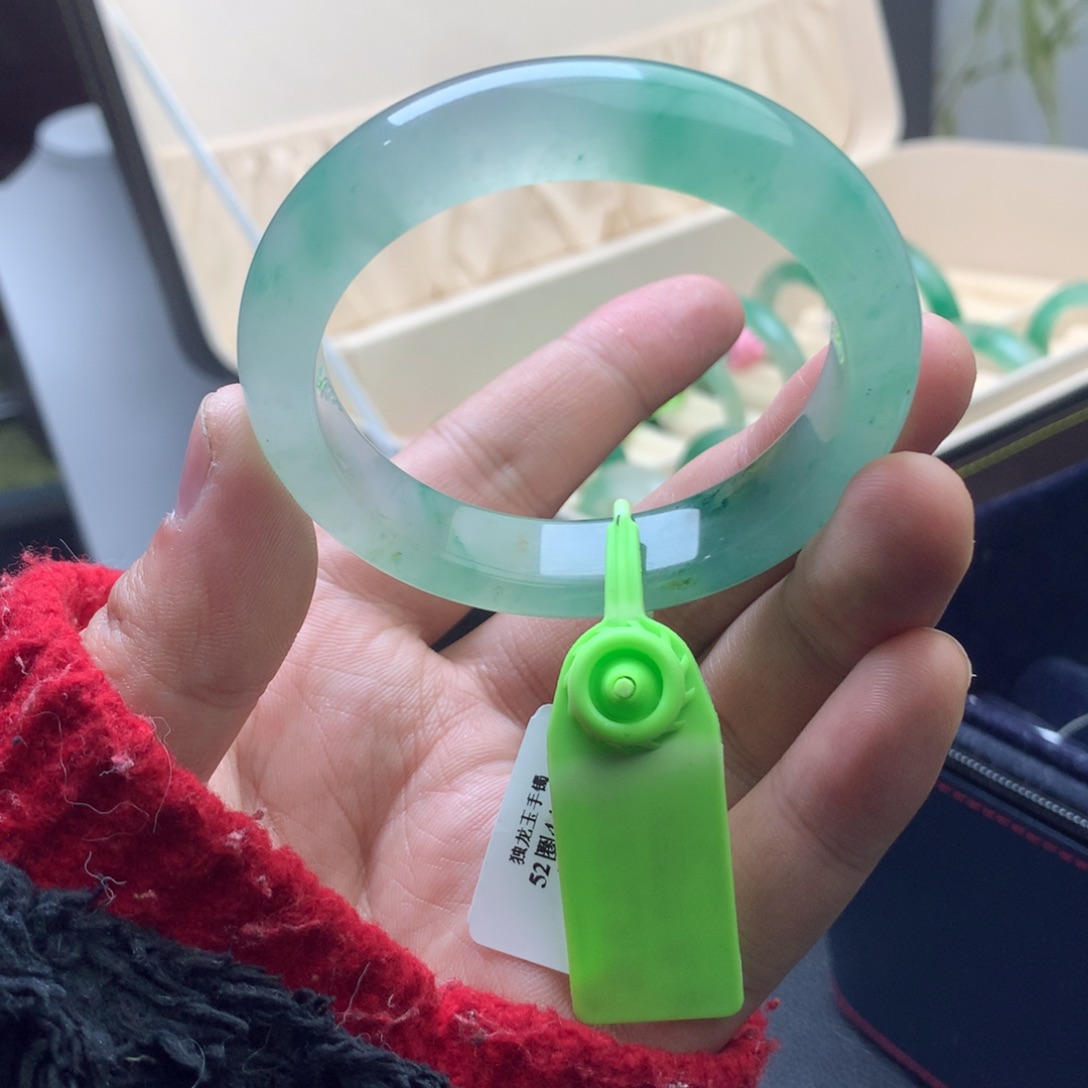 石英质玉手镯未镶嵌呱*非洲翠