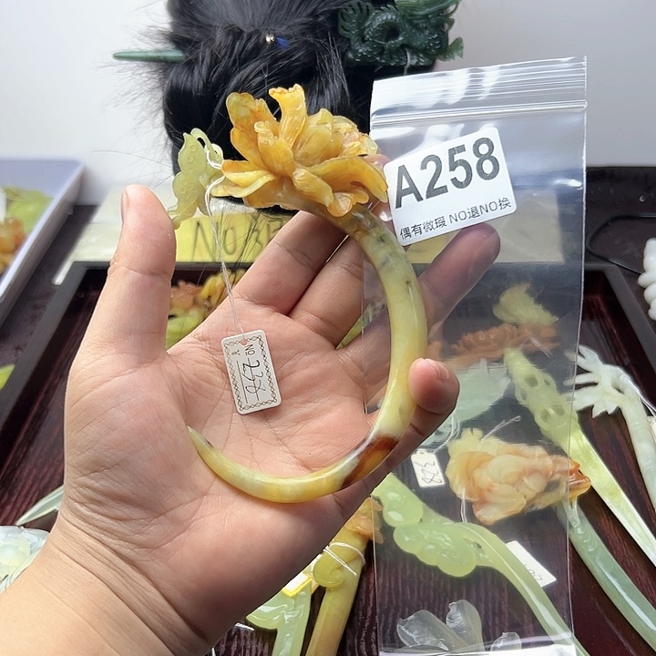 蛇纹石玉发饰合金芭*拉