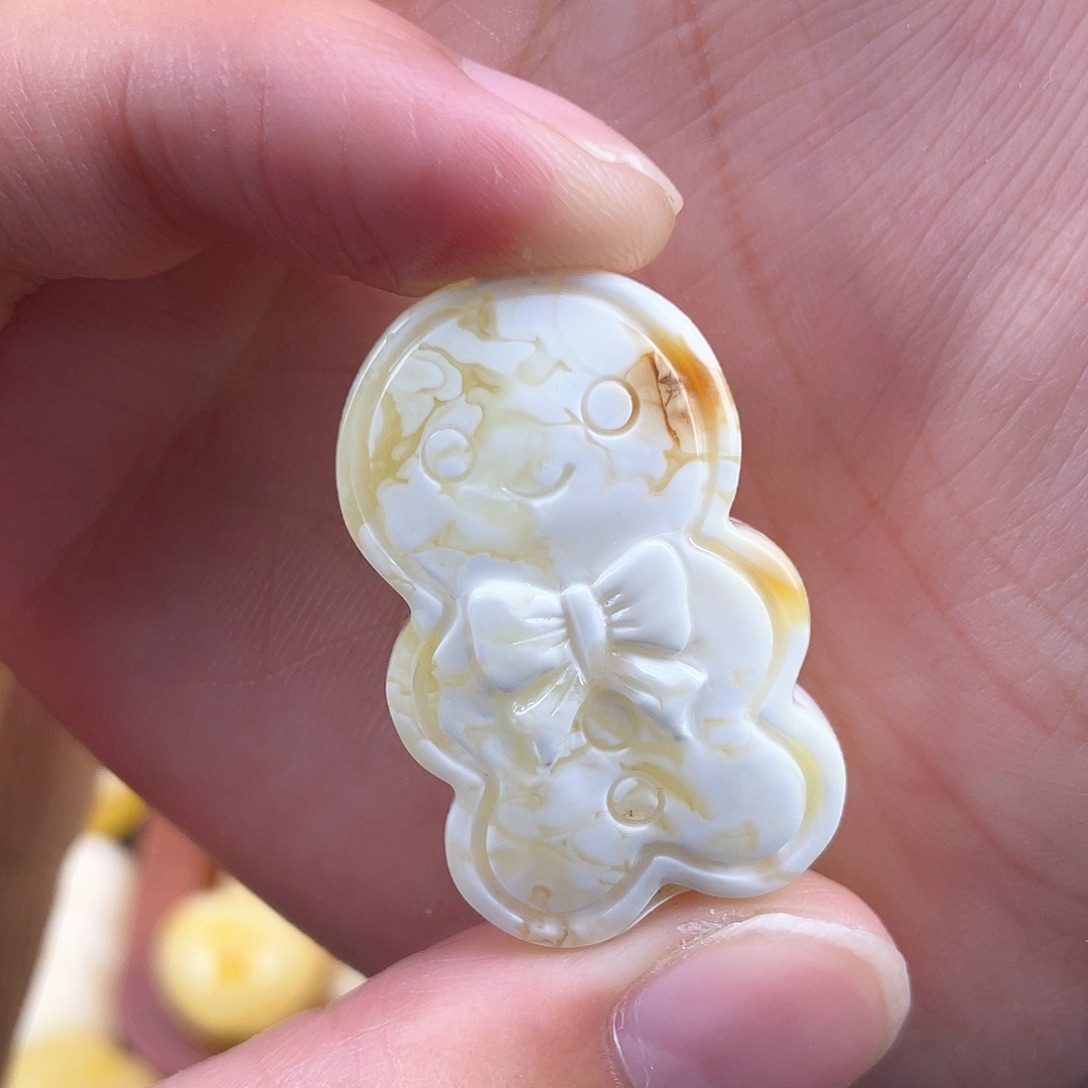 琥珀裸石未镶嵌蜜蜡