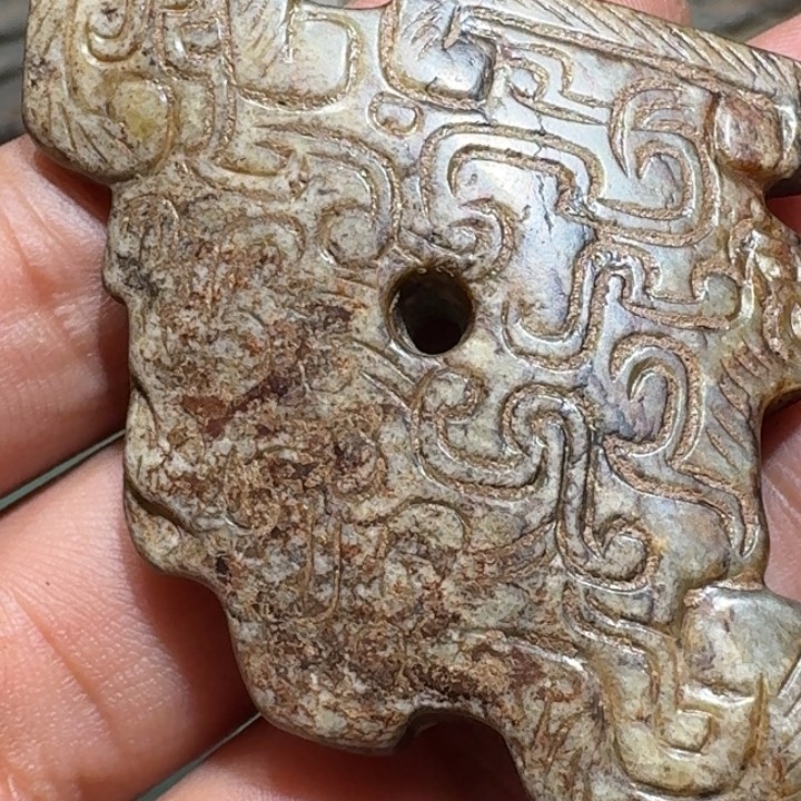 和田玉（糖玉）未镶嵌颈饰等****)