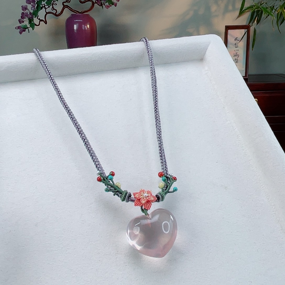 未镶嵌颈饰水晶水晶