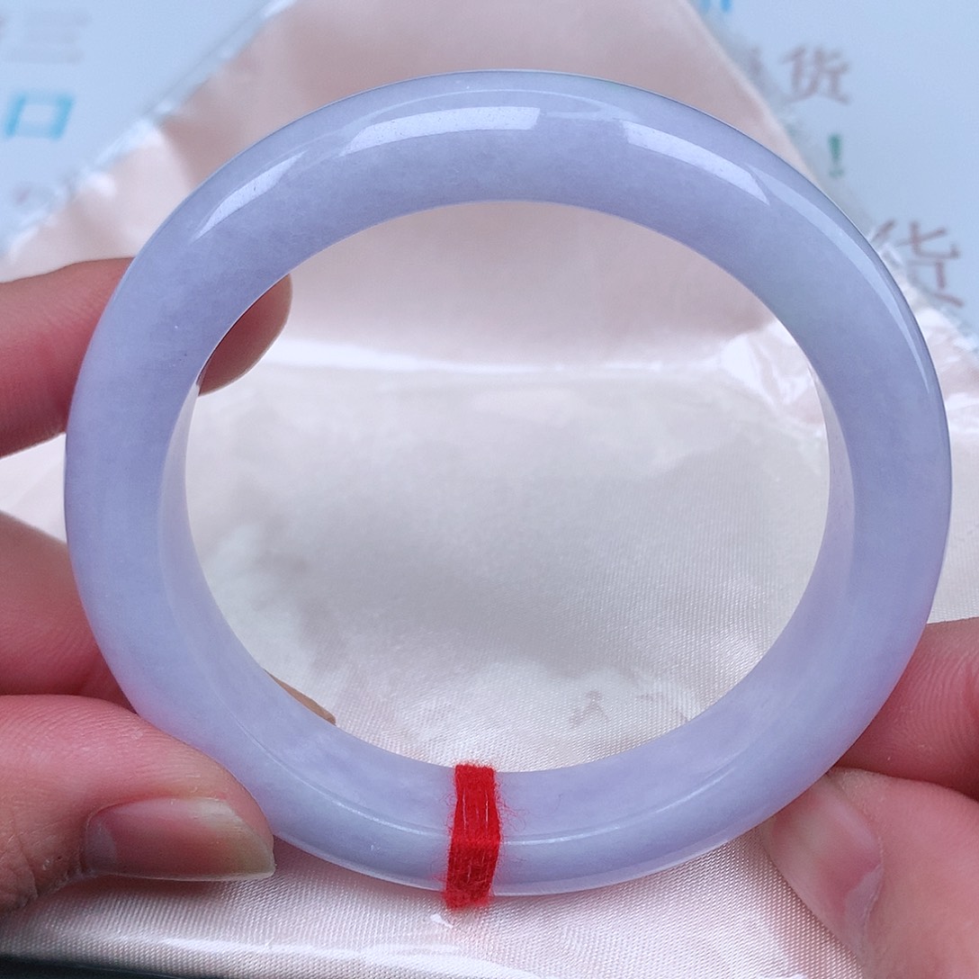 翡翠手镯未镶嵌天然