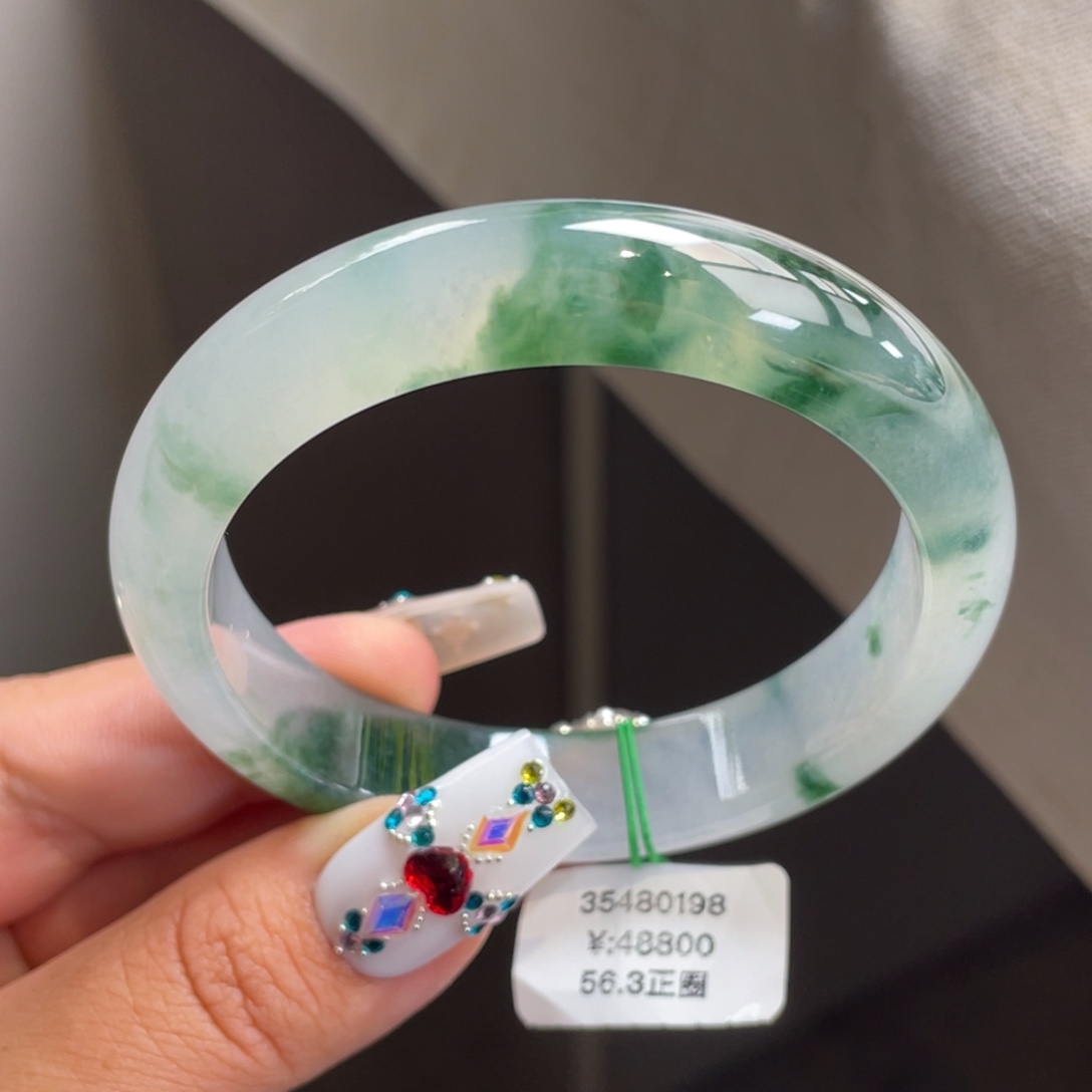 未镶嵌手镯翡翠一手）冰飘水草花正圈手镯，强烈推荐有包容