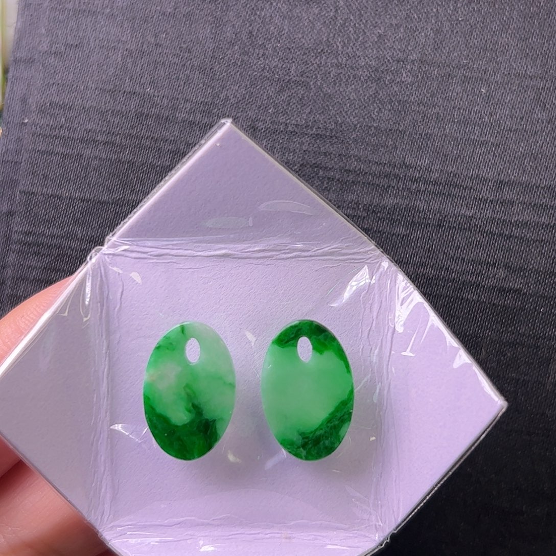 1***6翡翠未镶嵌耳饰公主扣