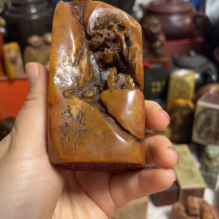 只***耘寿山石印石桃花春浪一溪云