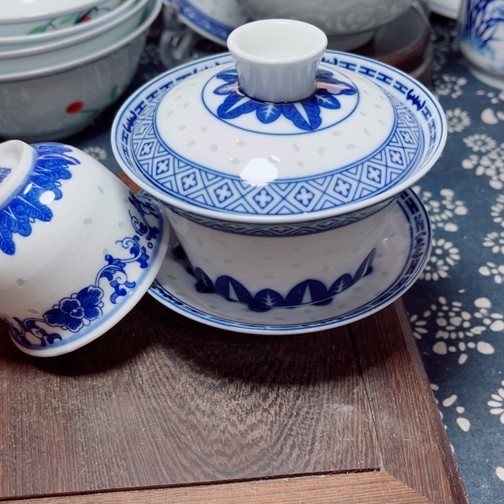 青花玲珑三才盖碗薄的带小杯