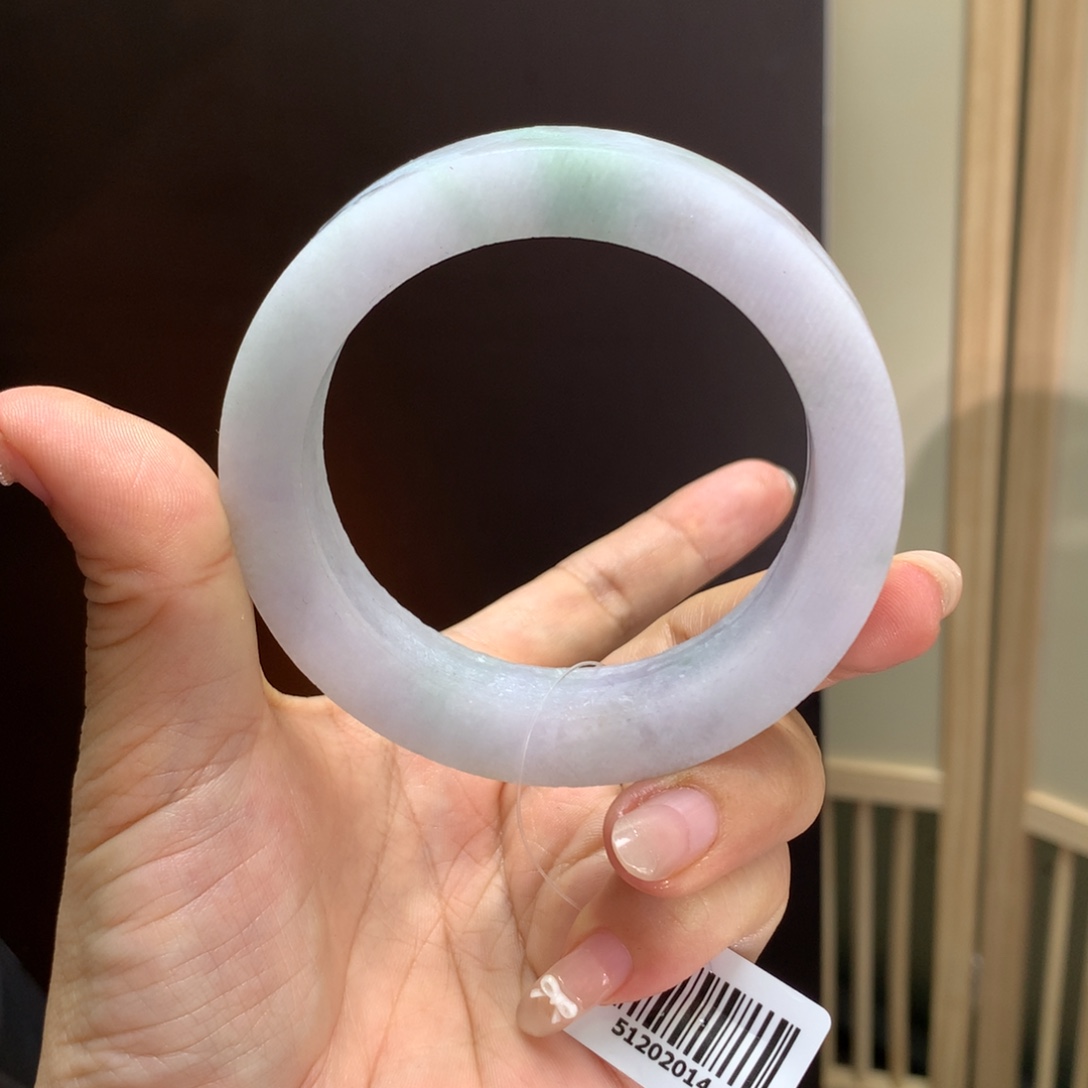 定制翡翠未镶嵌翡翠手镯