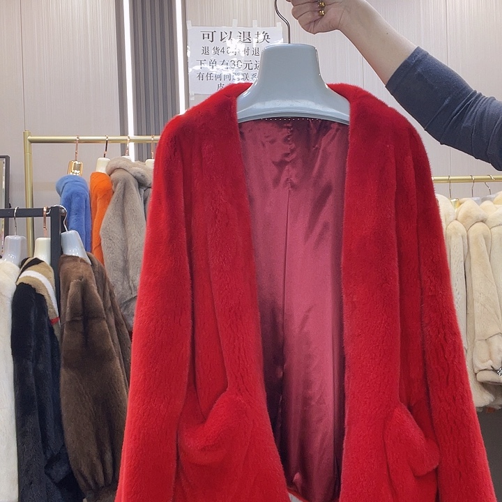 在这条街走到哪里就在那坐