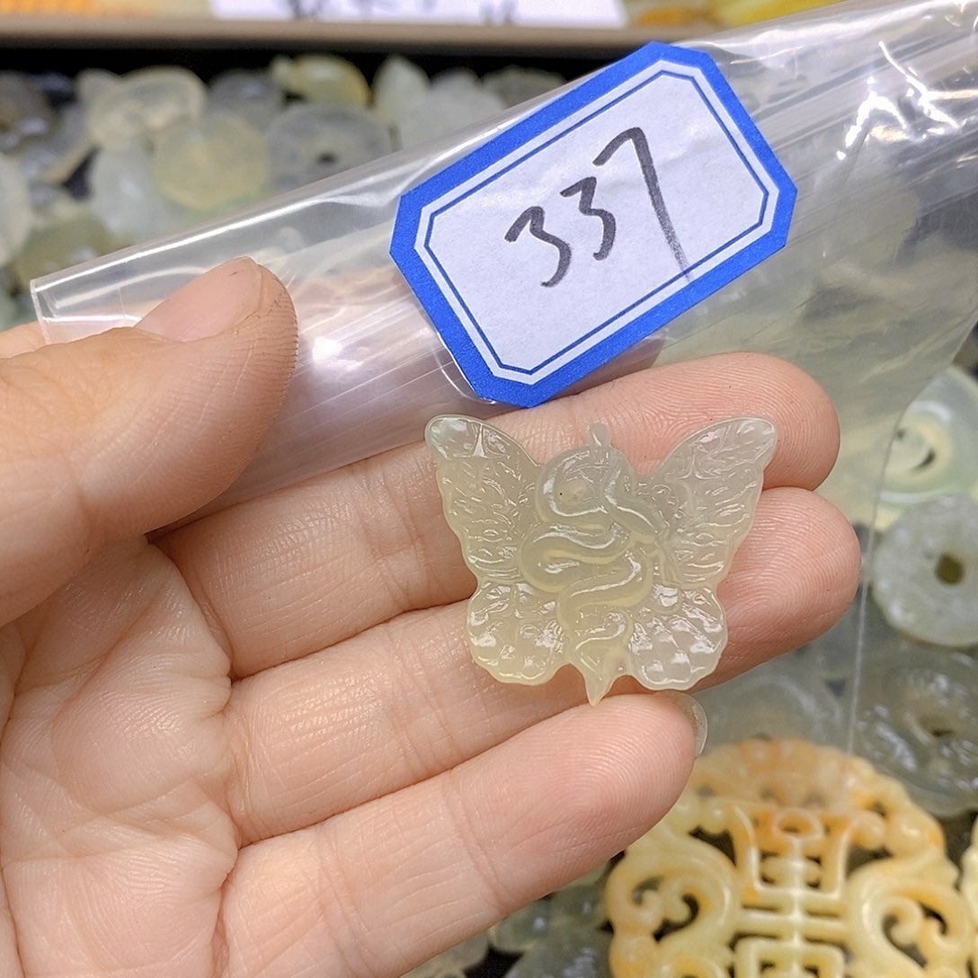 蛇纹石玉颈饰未镶嵌337