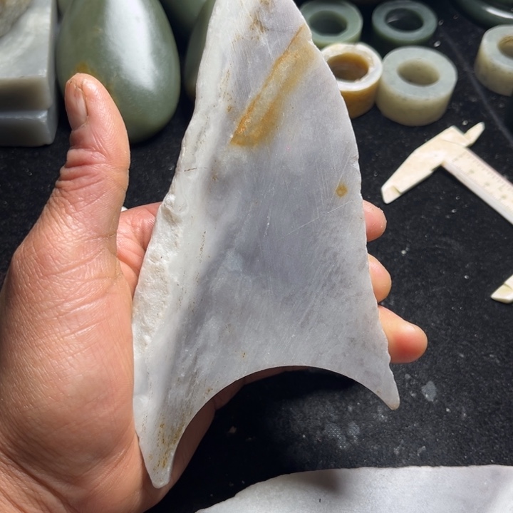 和田玉（糖玉）未镶嵌珠宝半成品