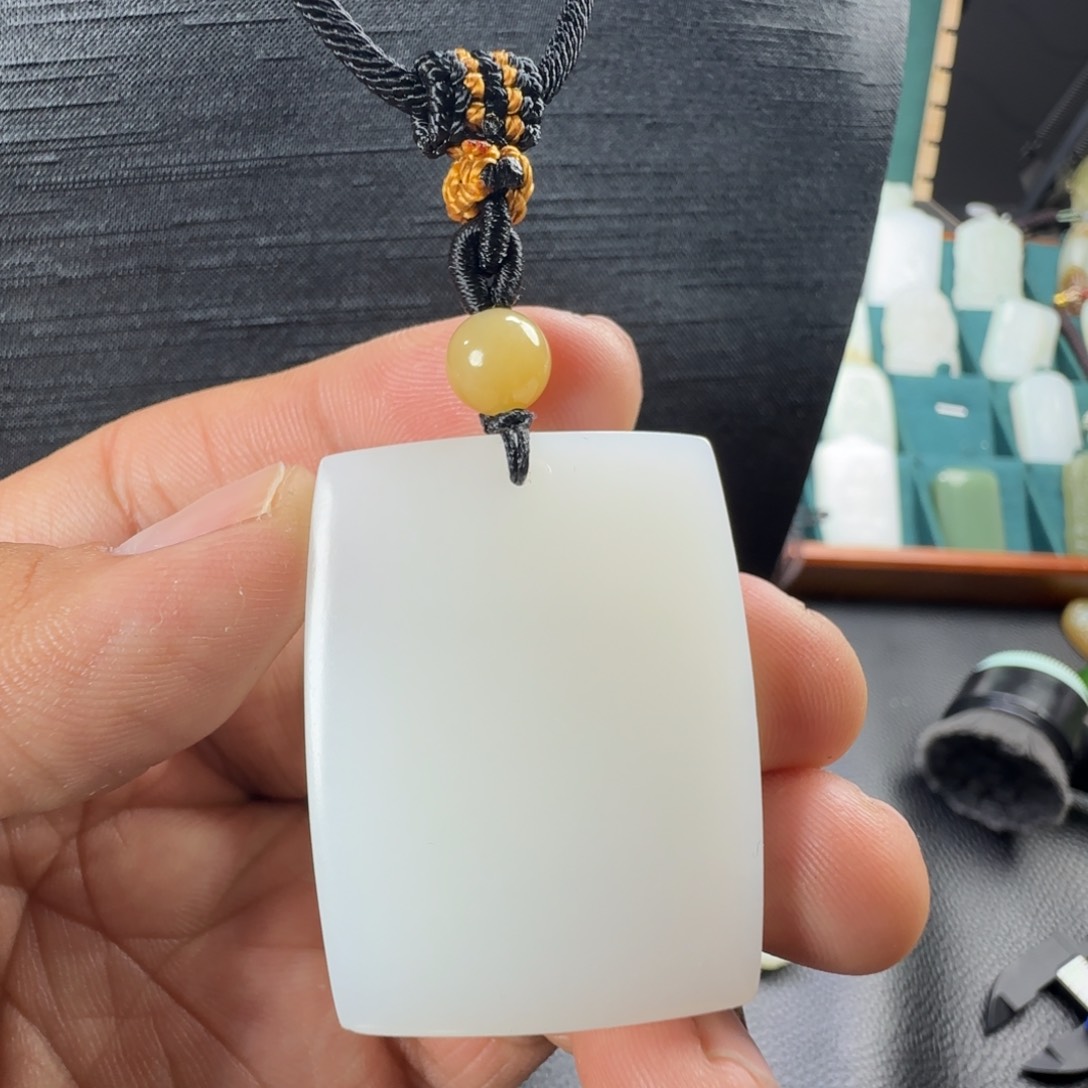 和田玉挂件未镶嵌