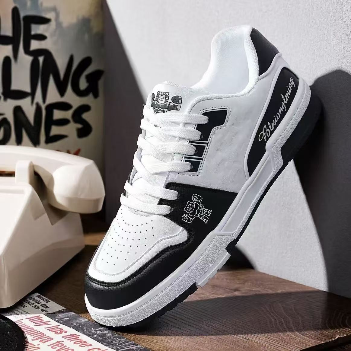 情侣款轻奢时尚百搭学生潮流小白板鞋HY8888