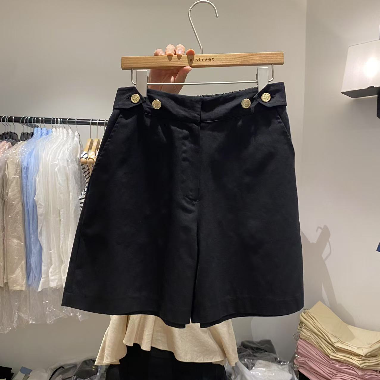 韩国东大门A2优选春季新款半松紧腰短裤《NO退NO换》