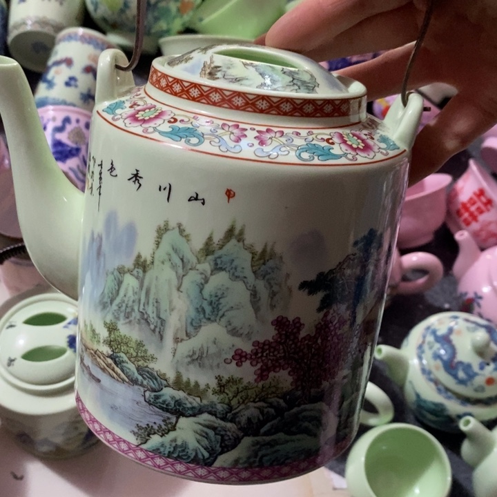 摆件陶绿稀土山水大提梁壶