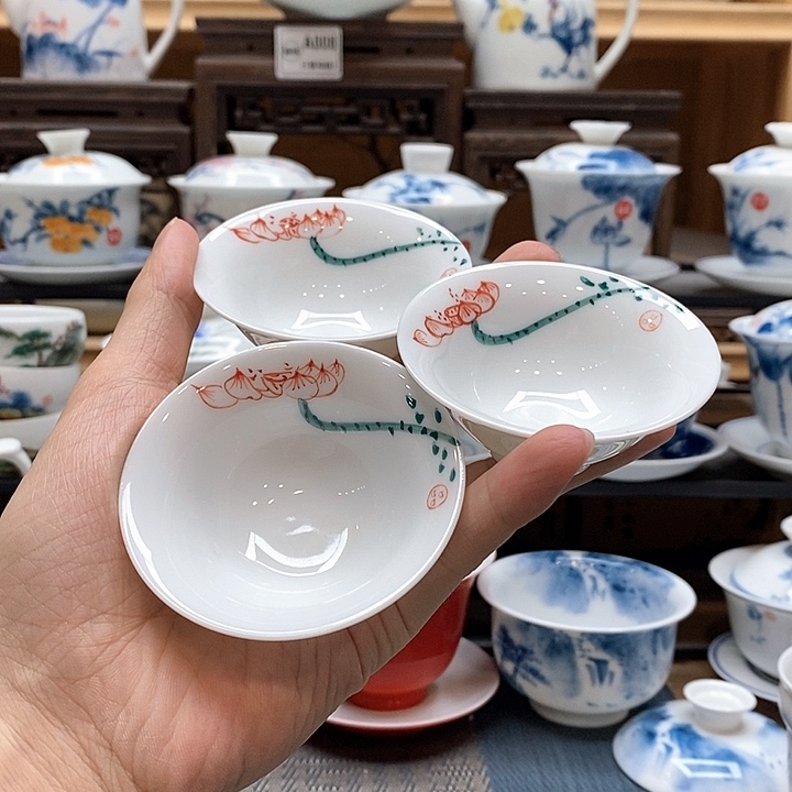 手绘雨后初荷斗笠杯55cc三个装釉下彩微瑕福利款