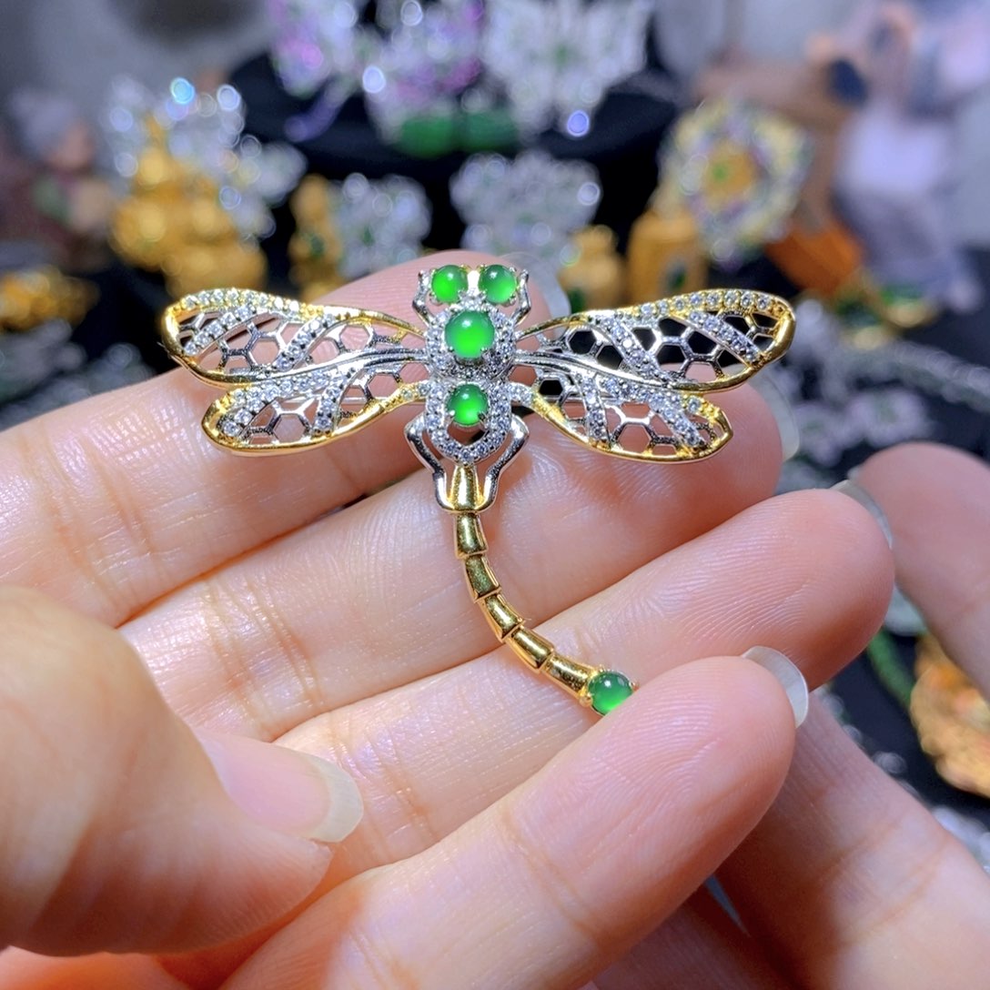 翡翠银S925镶嵌耳饰天然翡翠