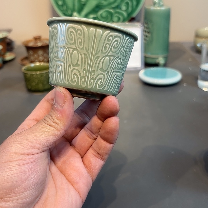 瓷片龙泉青瓷福利青瓷
