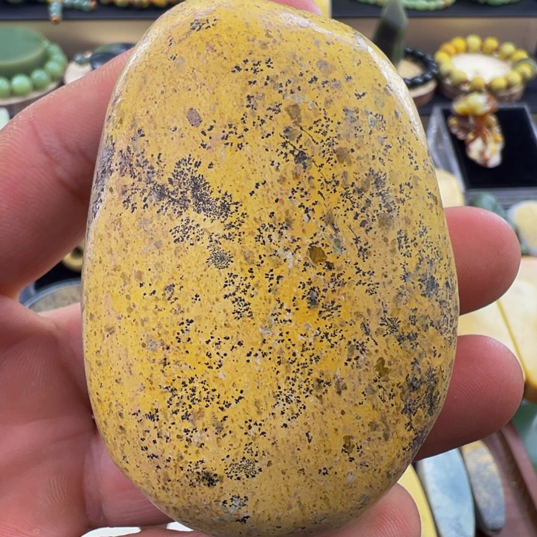 岫岩河磨玉（透闪石质玉）未镶嵌挂件