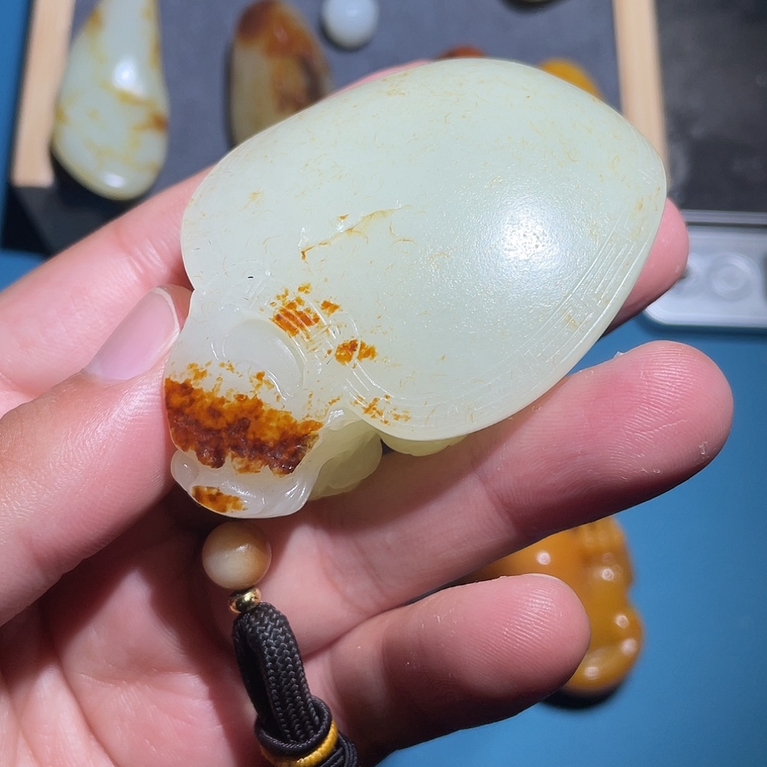 Y***k和田玉未镶嵌车挂