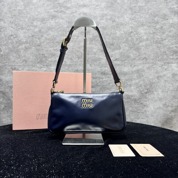 95新/包包/谬谬/250116SW0020