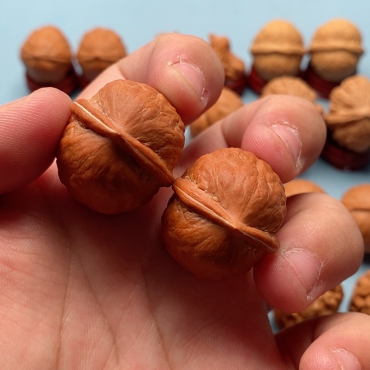 文玩核桃把件铁皮官帽