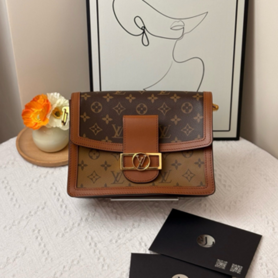 95新 LouisVuitton/路易威登 达芙妮 老花 中号 /JW4917