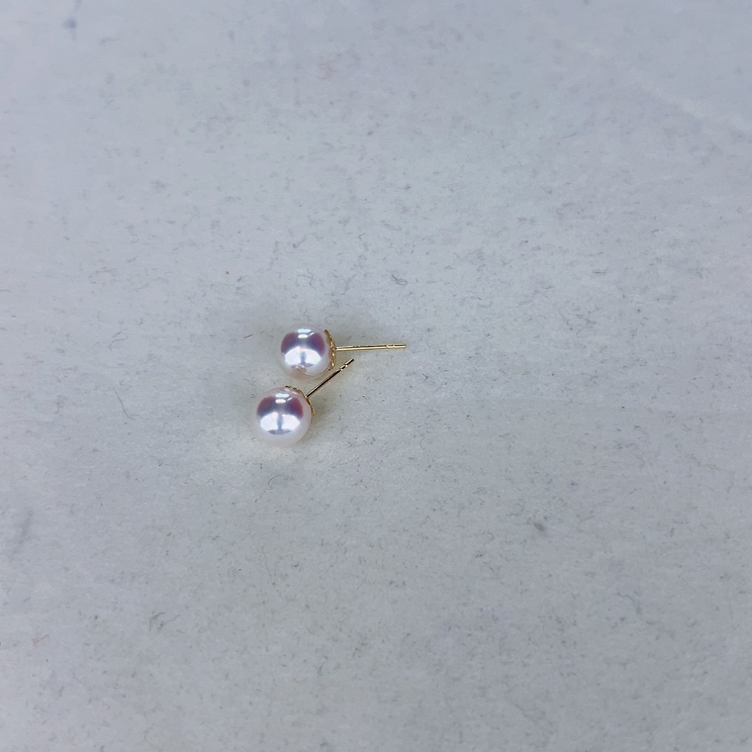 海水珍珠海水akoya天女耳钉7.5-8mm18K金镶嵌