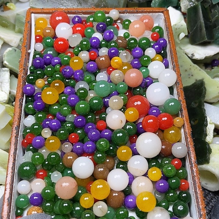 未镶嵌透闪石质玉珠宝奇石珠子没孔