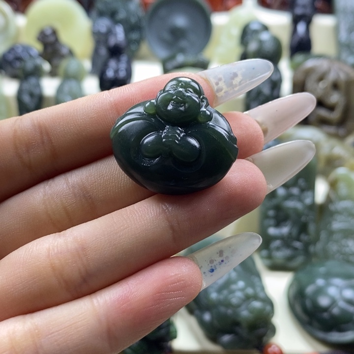 和田玉颈饰未镶嵌