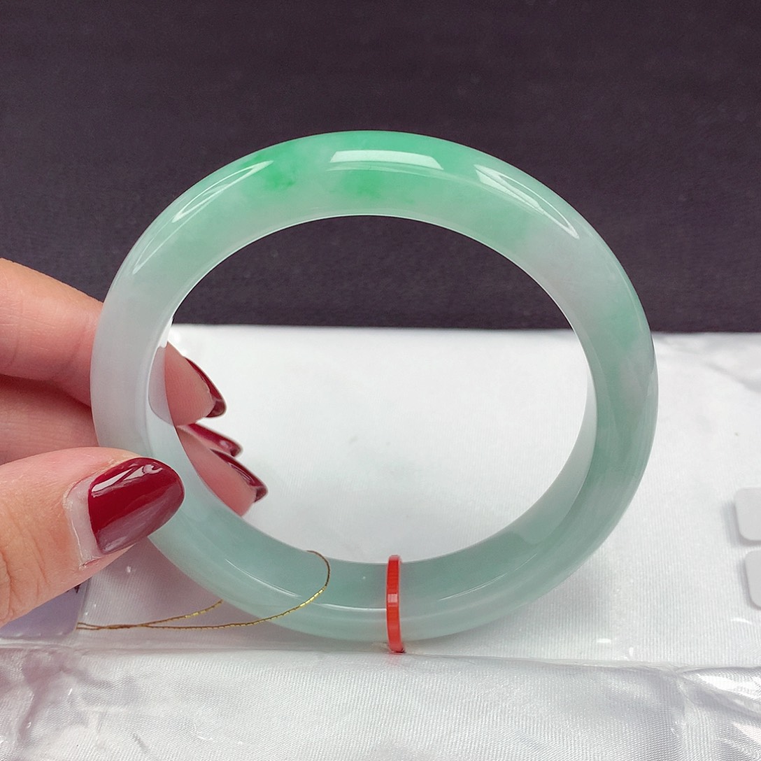 翡翠未镶嵌手镯5960圈840