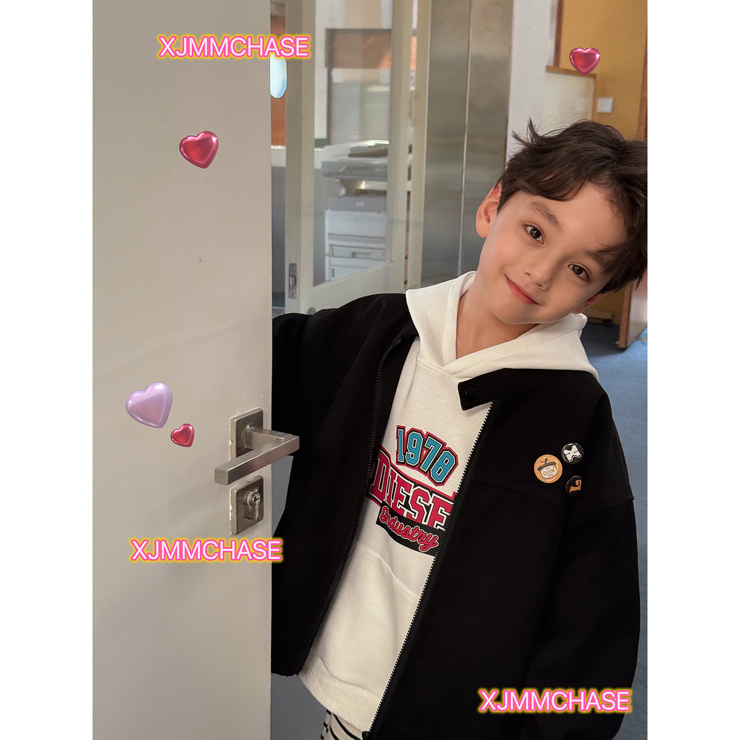 虾酱麻麻男童外套春秋装2026新款男孩上衣黑色帅气休闲儿童装夹克