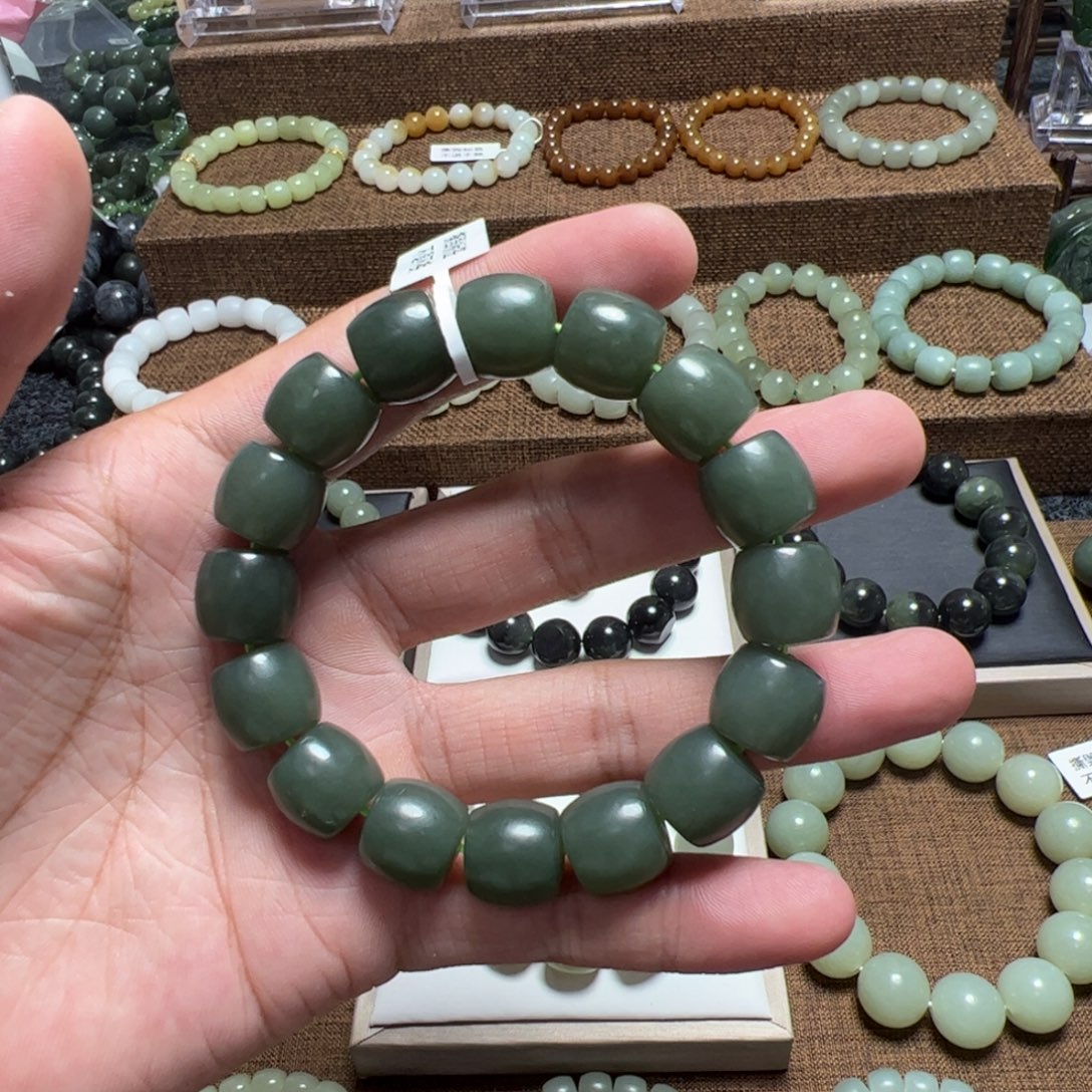 手链未镶嵌和田玉（糖玉）