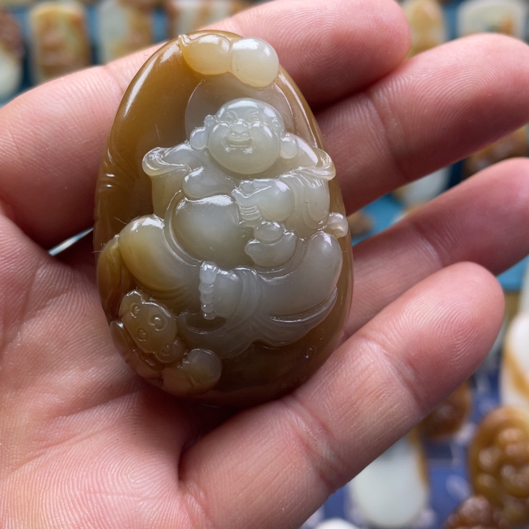 和田玉颈饰未镶嵌