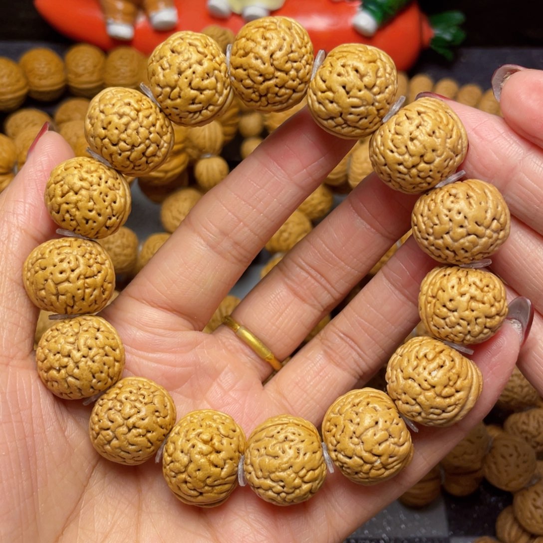 桃核手串18龙珠手串