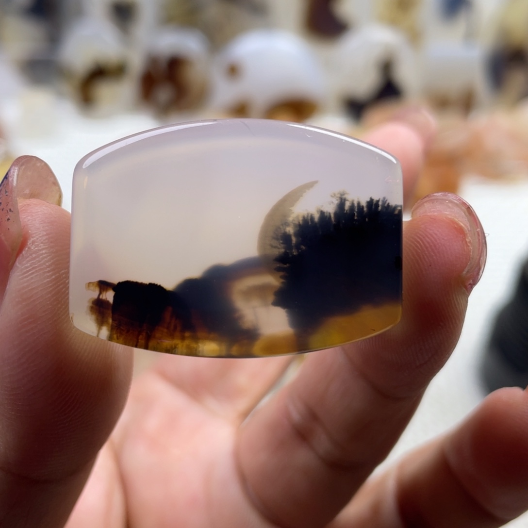 玛瑙/玉髓未镶嵌颈饰