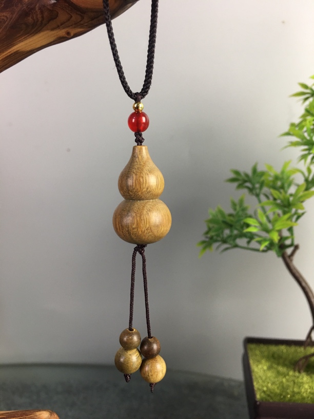 绿檀葫芦脖挂根雕文玩饰品成品木串吊坠新疆西藏不包邮葫芦高3