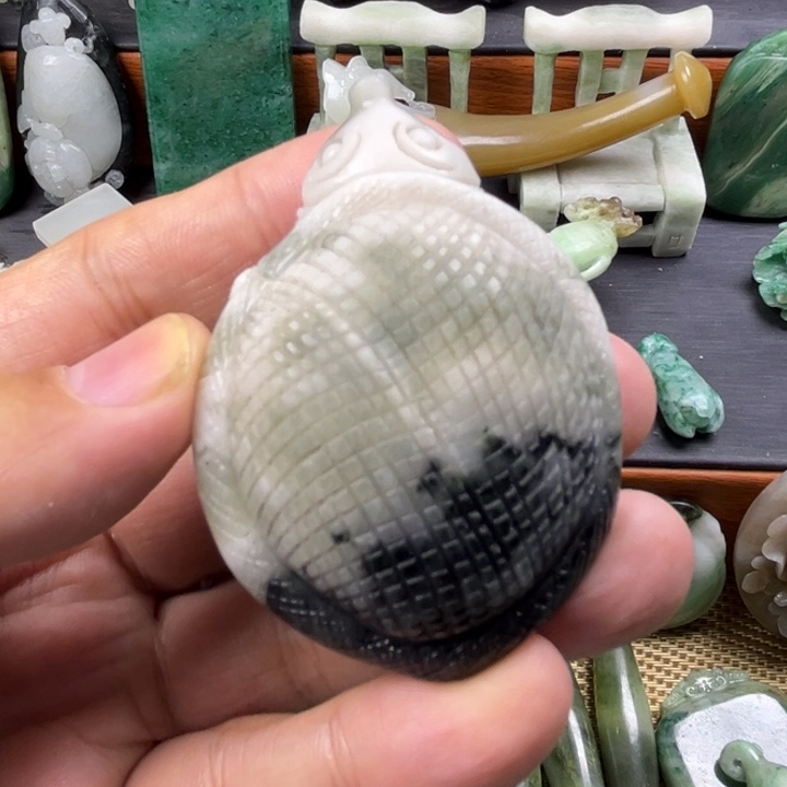 独山玉未镶嵌珠宝半成品