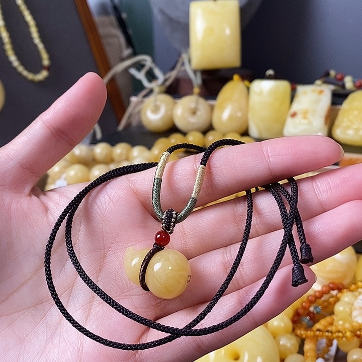 琥珀未镶嵌裸石葫芦