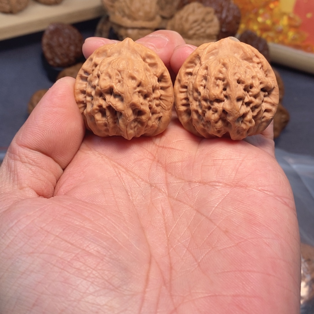 没***思文玩核桃把件37尺挂月峰佛肚