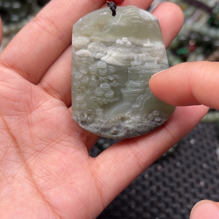 和田玉未镶嵌颈饰