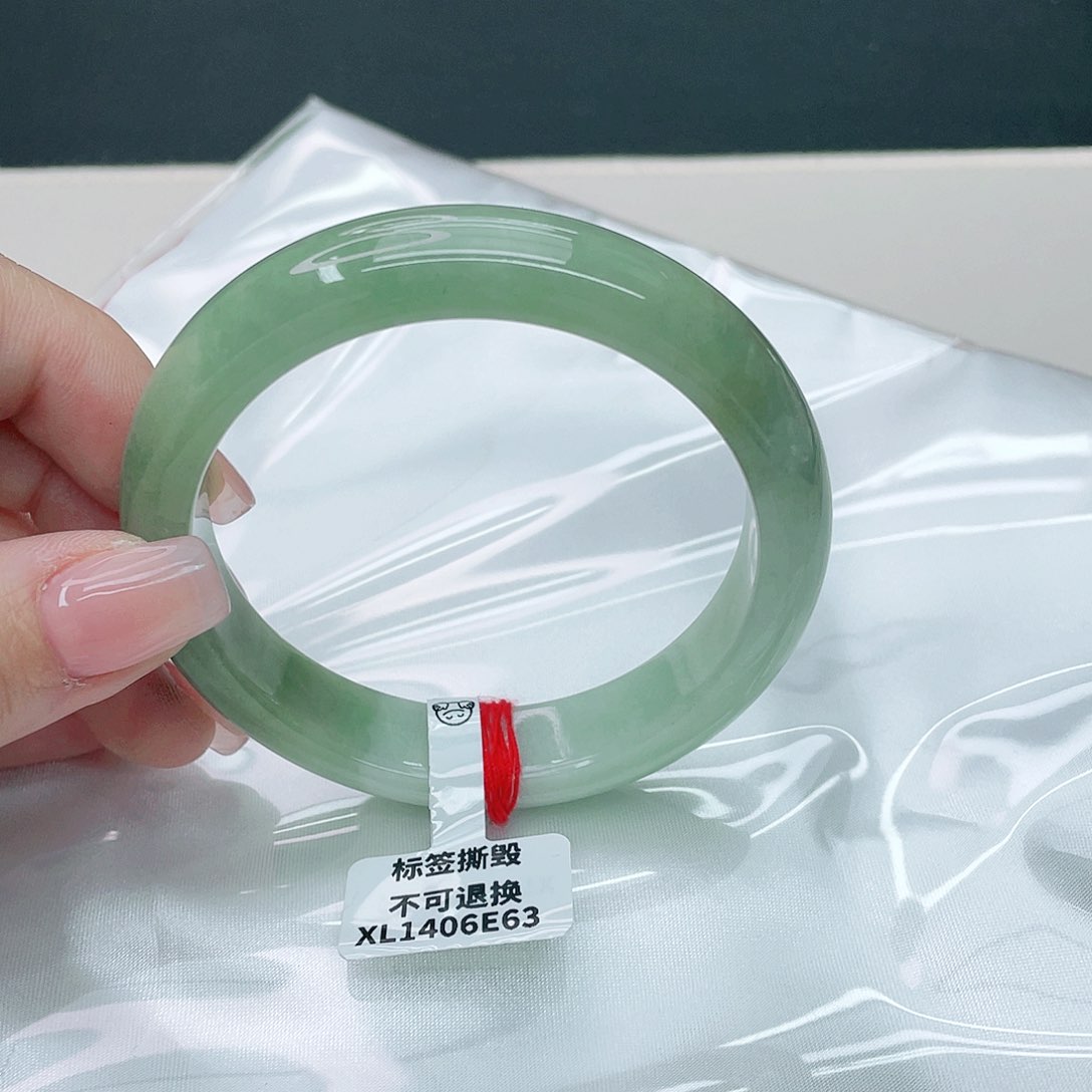 翡翠手镯未镶嵌正58,5