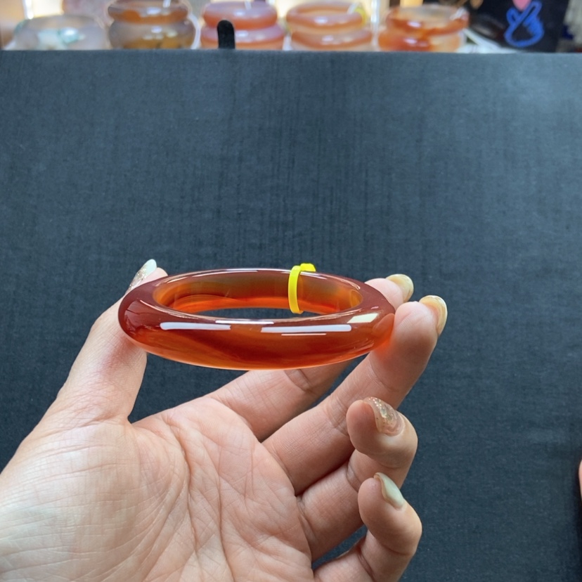 【闪购商品】玛瑙/玉髓手镯未镶嵌珊*